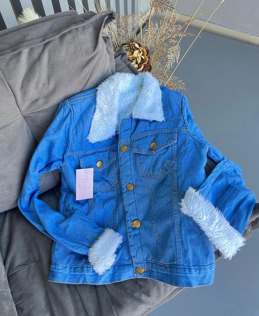Jaqueta jeans pelúcia